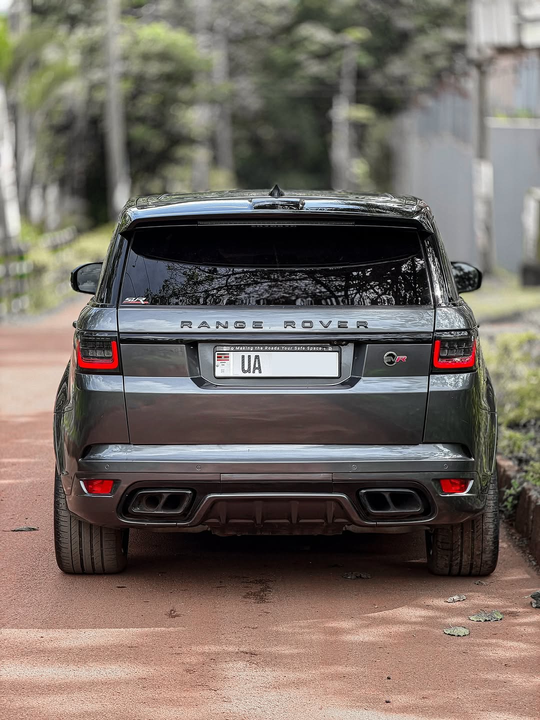 Range Rover wheel detail